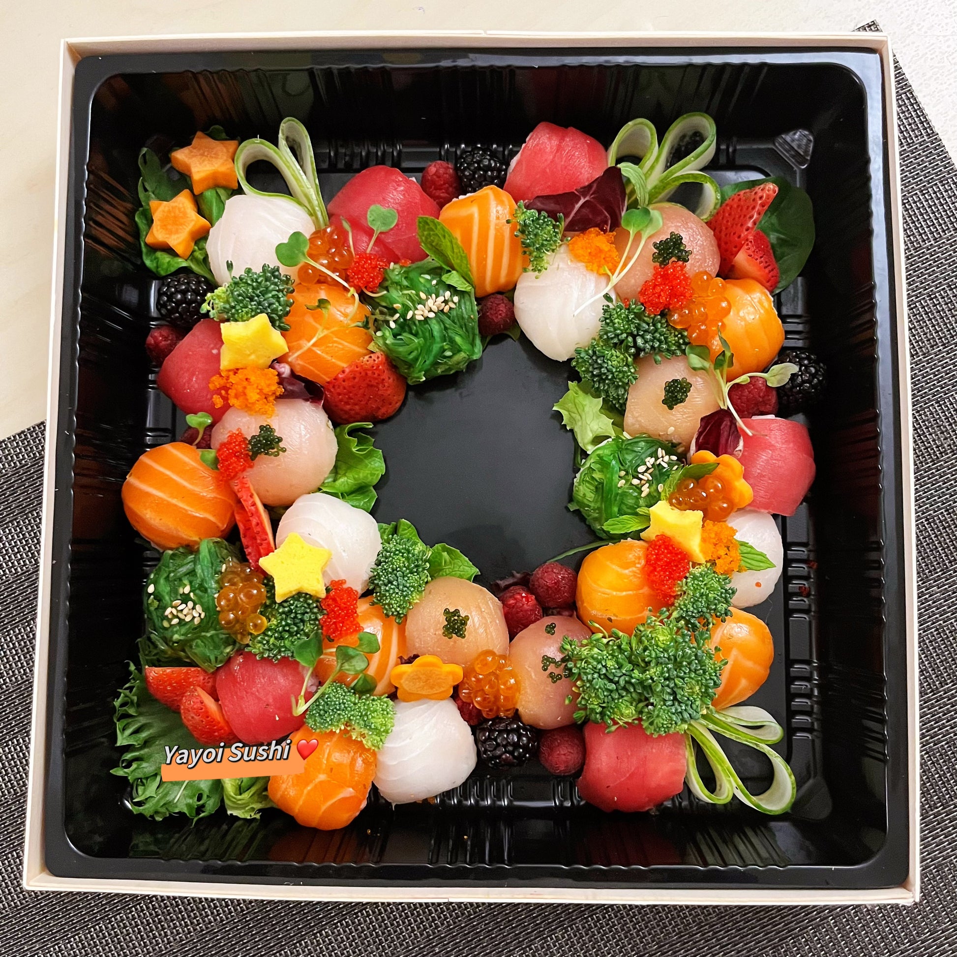 Christmas Wreath Sushi Platter - Yayoi Sushi