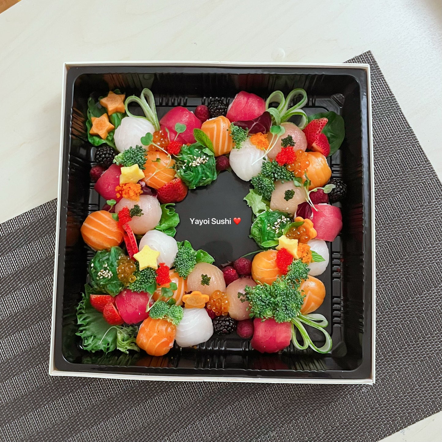 Christmas Wreath Sushi Platter - Yayoi Sushi