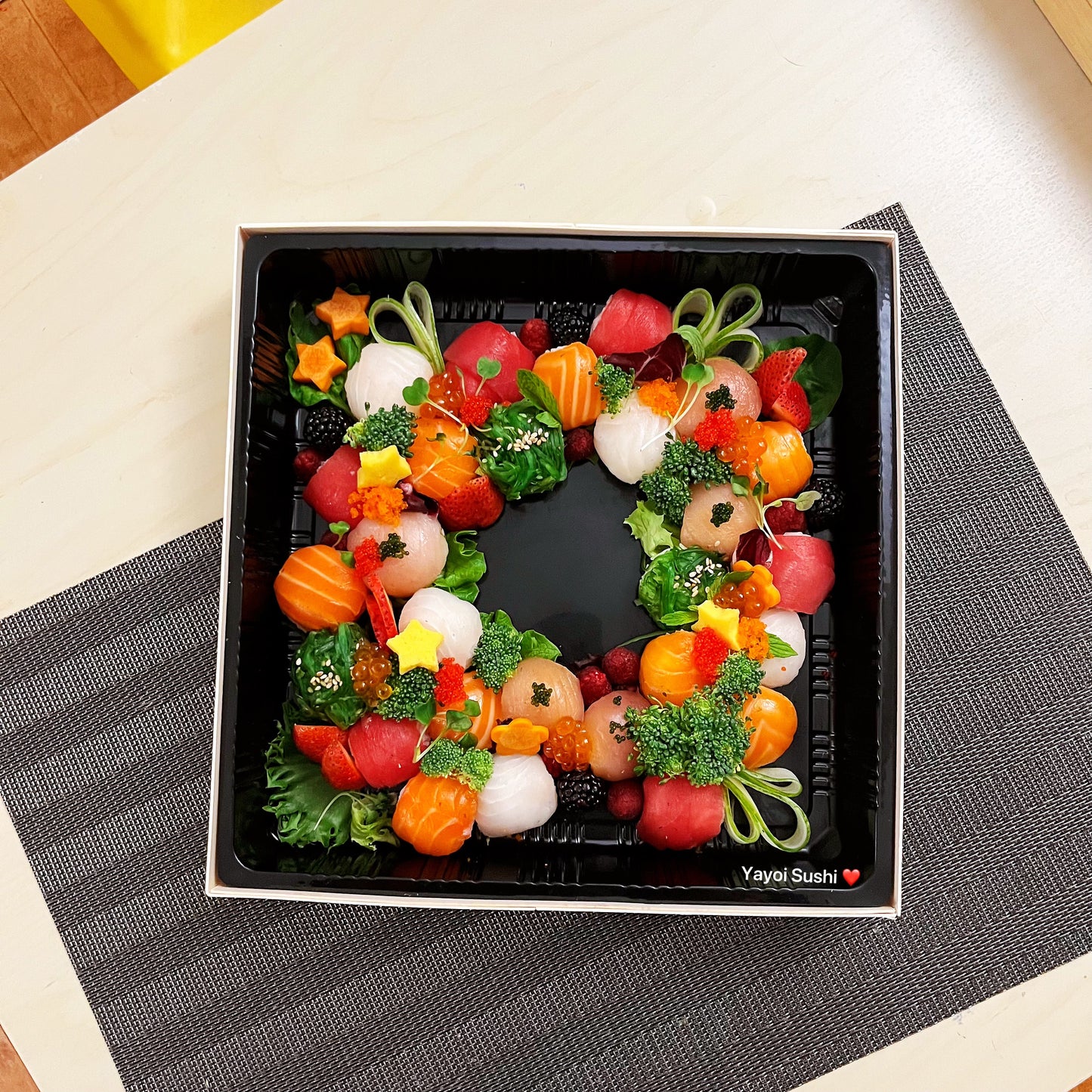 Christmas Wreath Sushi Platter - Yayoi Sushi